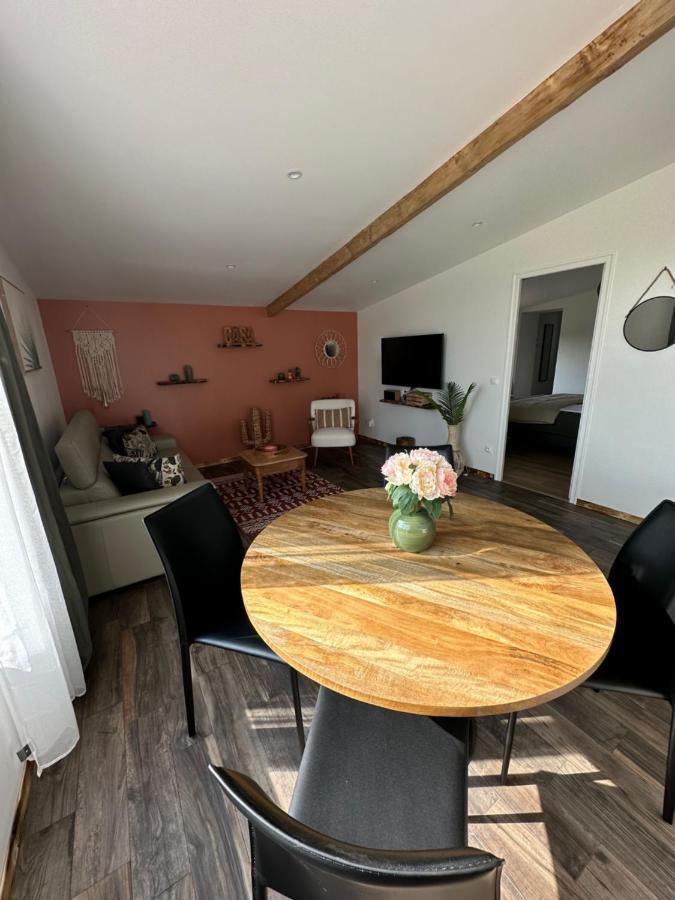 Le Clos De Sur Odon, Un Havre De Paix. Holiday home Baron-sur-Odon